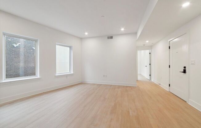 1 bed, 1 bath, 607 sqft, $1,450, Unit Unit 404