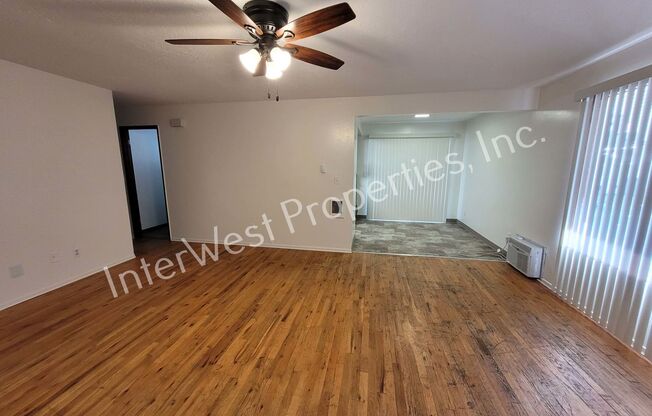 2 beds, 1 bath, 850 sqft, $1,595, Unit 3412