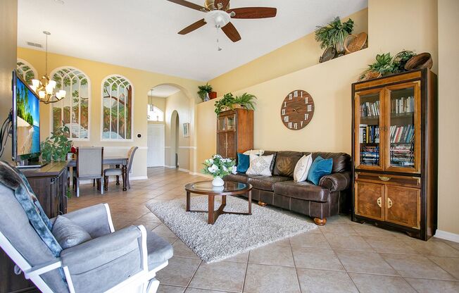 442 HOME GRV DR