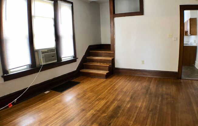 208 214 E 13 AVE
