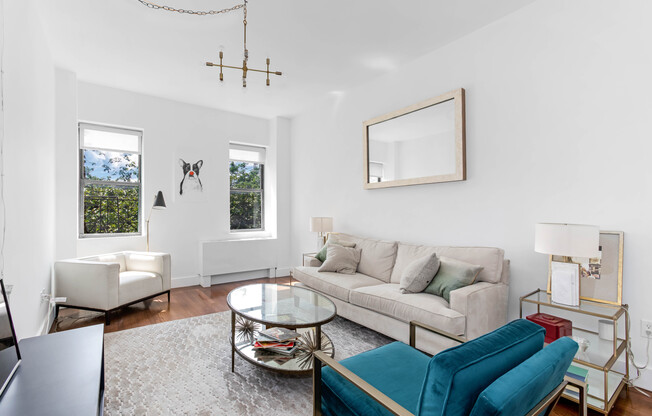 1 bed, 1 bath, $6,300, Unit PHJ