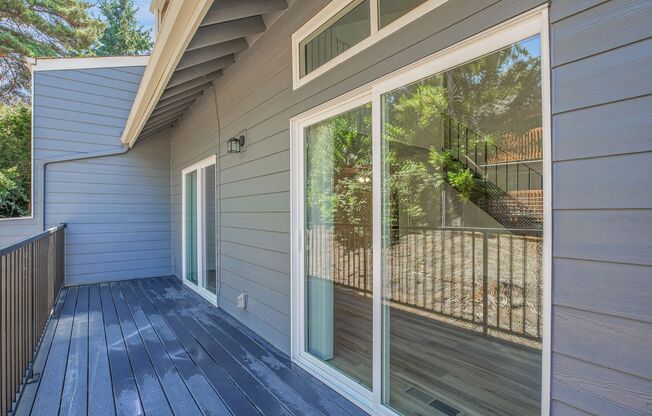 2 beds, 1.5 baths, 1,050 sqft, $2,049, Unit 214-786D