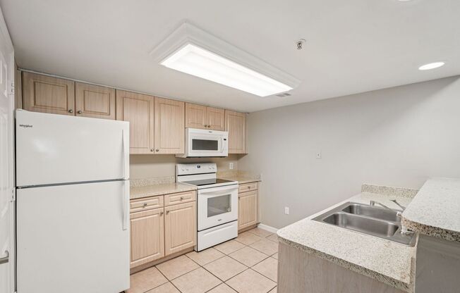 3 beds, 2 baths, 1,103 sqft, $1,565, Unit 0336