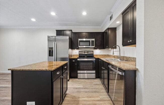 300 Pecore St