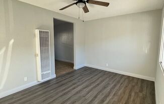 2 beds, 1 bath, $2,450, Unit 04