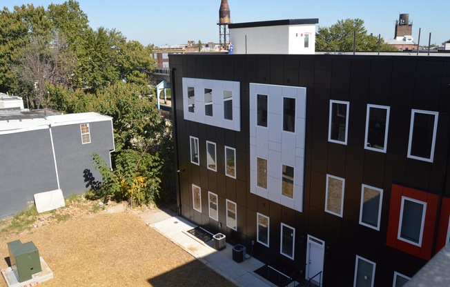 1 bed, 1 bath, 800 sqft, $1,395, Unit 306