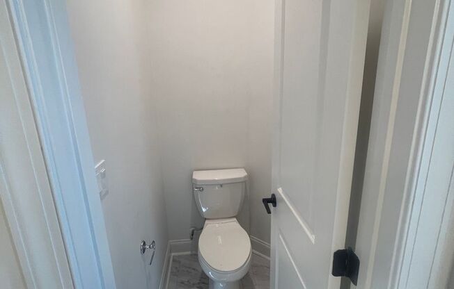 2 beds, 2 baths, 1,190 sqft, $1,800, Unit B206