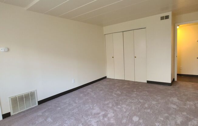 1 bed, 1 bath, 1 sqft, $995, Unit GOV - 508