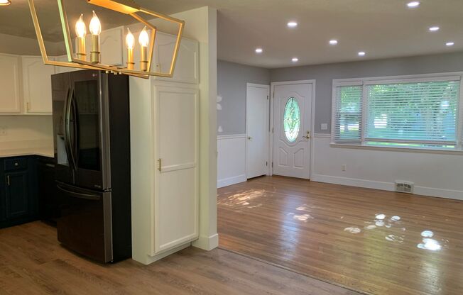 3 Bed 1 Bath House Topsham