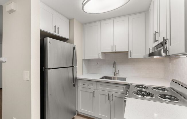 1 bed, 1 bath, 450 sqft, $1,750, Unit 308