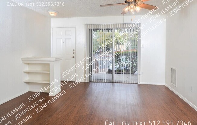 2121 Dickson Dr