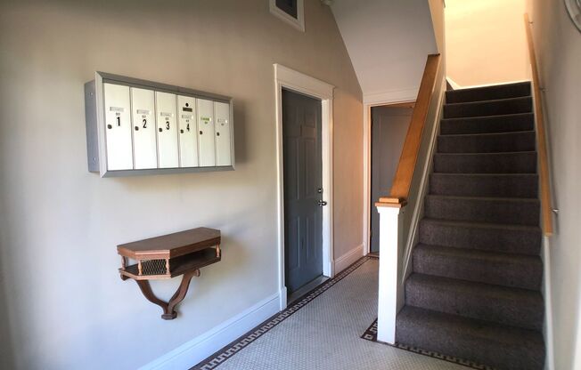 1 bed, 1 bath, 500 sqft, $815