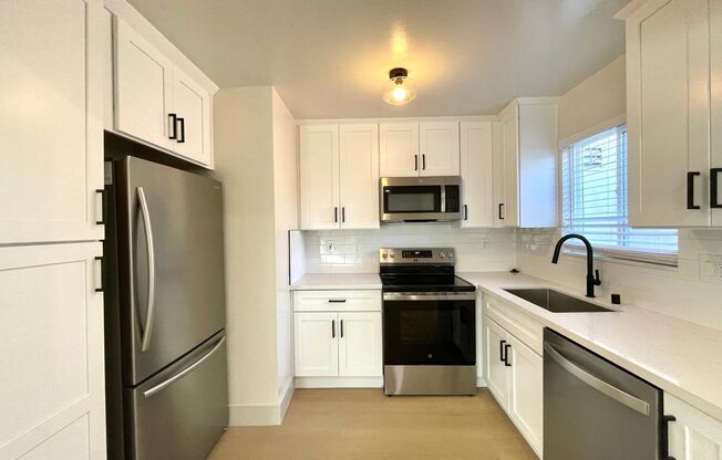 Charming 2-Bedroom Apartment in Prime Cupertino Location | On-Site Laundry