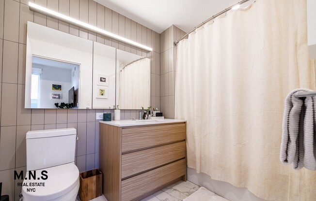 1 bed, 1 bath, $3,800, Unit 6-M
