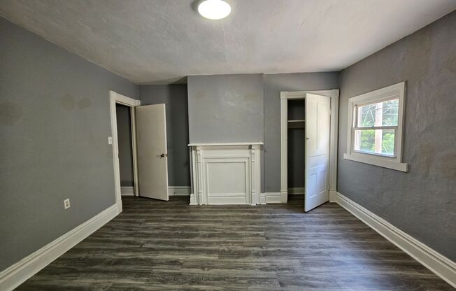 Spacious 3 bedroom 1 bath house for rent in the South Side