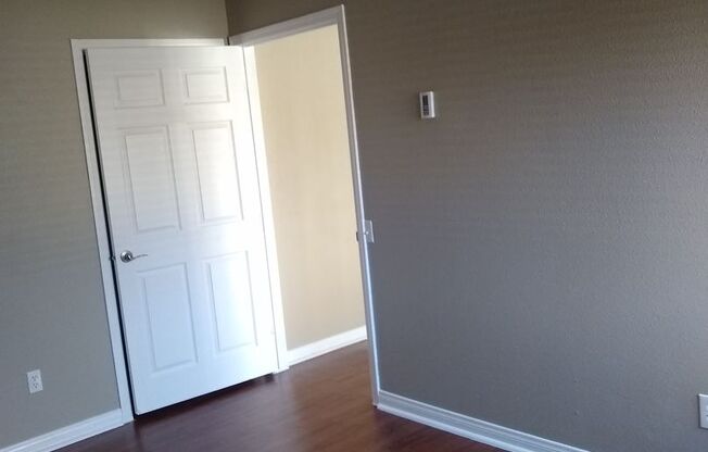 1 bed, 1 bath, 550 sqft, $2,138, Unit 010