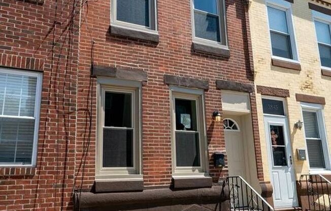 Wow! Brand new rehab in Point Breeze! Come see this gorgeous top to bottom redone 2 bedroom, 1 bathroom home.