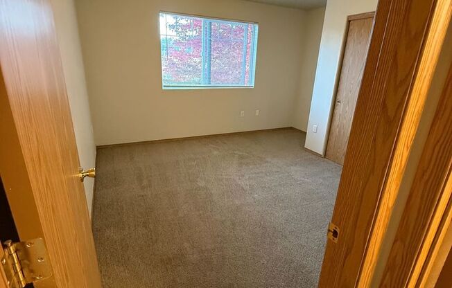 Quaint 2B/2Ba Townhome in Desirable Camas! Holiday Move-In Special!