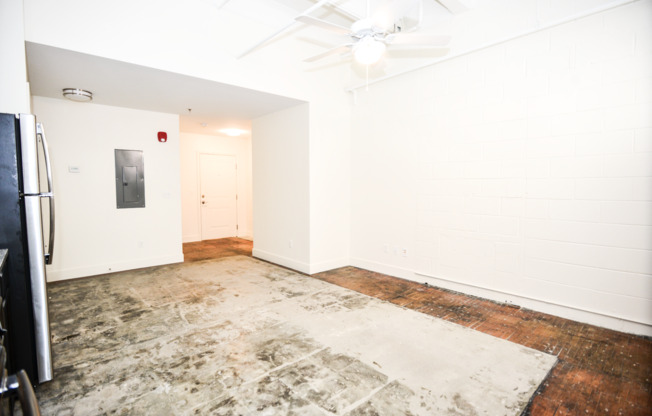 Studio, 1 bath, 400 sqft, $890, Unit The Press - 1107