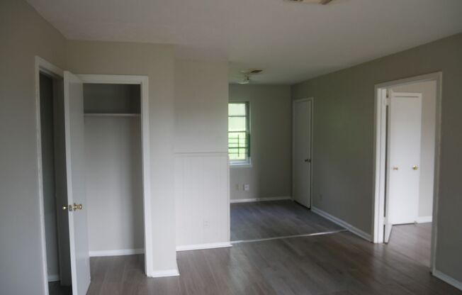 5057 Gill Rd, Memphis TN