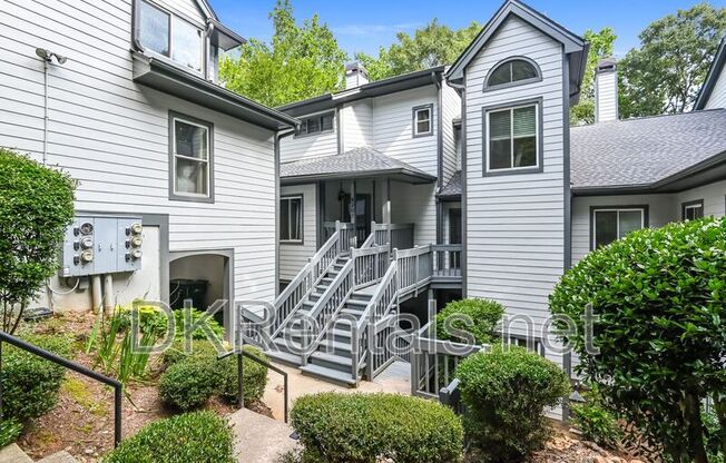 8207 FAIRVIEW BLF