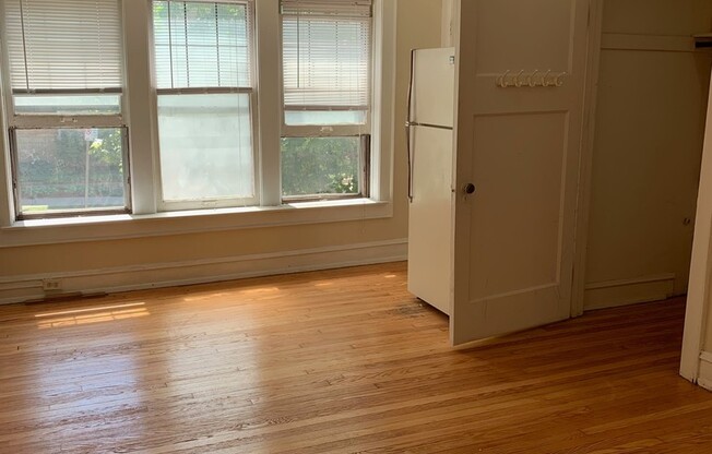 1303 Cass