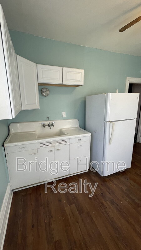 14 BRADFORD AVE