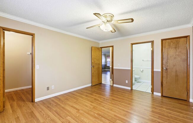 2 beds, 2 baths, $1,250, Unit # 102