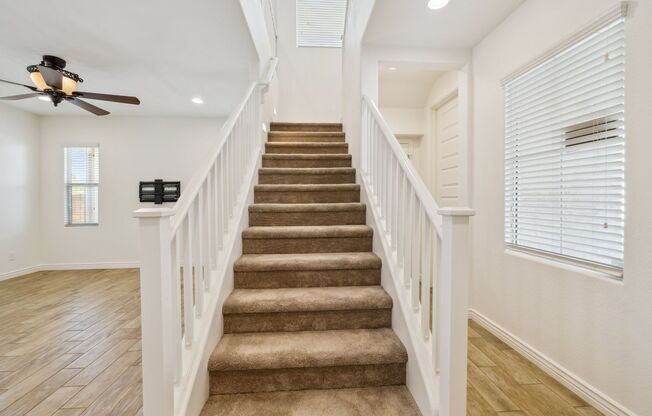 Modern 4-bedroom, 3.5-bathroom single-family home in the heart of North Tempe