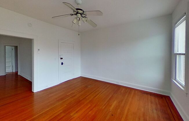 2 beds, 1 bath, 1,000 sqft, $1,860, Unit 3031 N. Calvert St. D6
