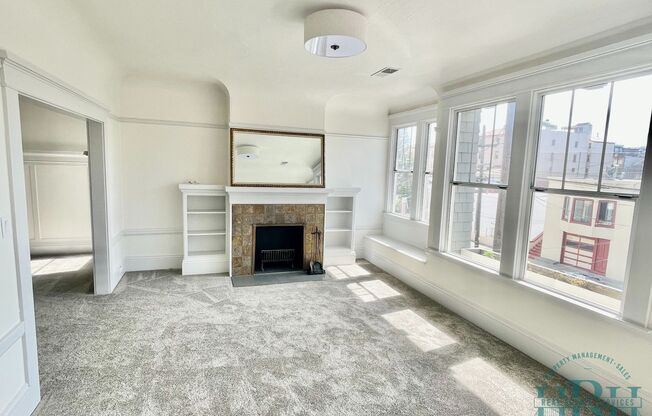 Sun Drenched Top Floor 2 BR | 1 BA WITH BONUS OFFICE ROOM in the Outer Richmond