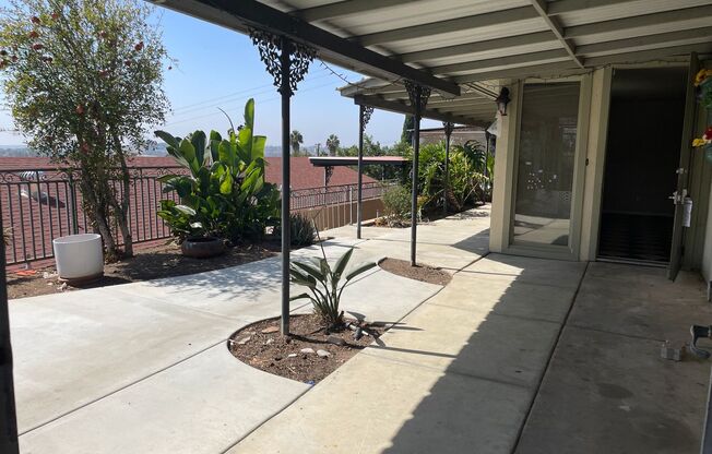 2Bd 2Bth Home with detached studio and panaromic views of Sweetwater reservoir