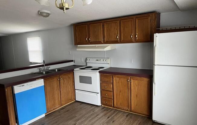 2 beds, 1 bath, $845