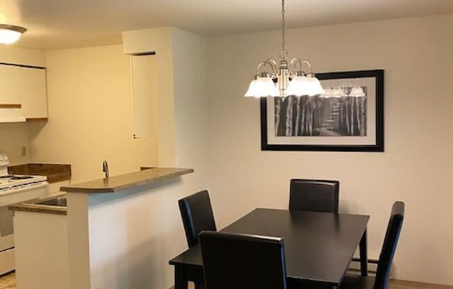 2 beds, 2 baths, 1,030 sqft, $1,775, Unit 1523
