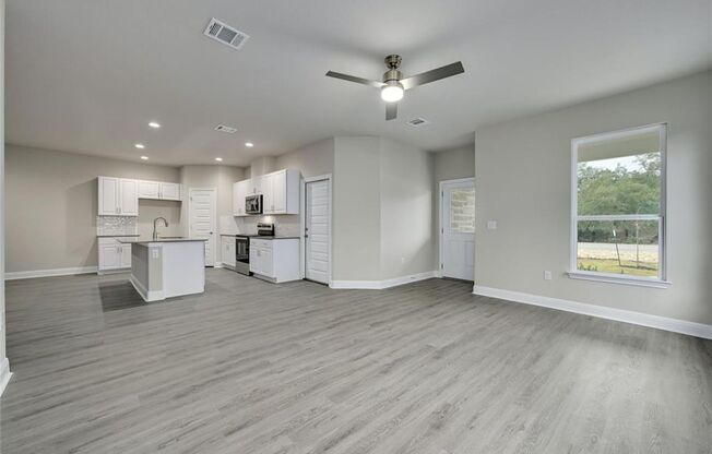 New Lago Vista Duplex