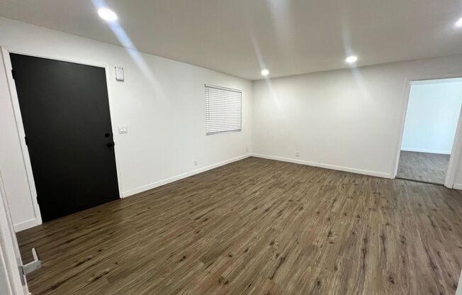 Montshire - 97th Street