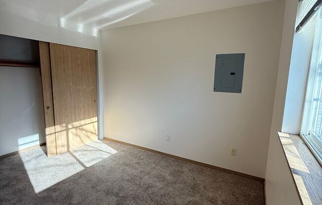 2 beds, 2 baths, 847 sqft, $1,650, Unit 44