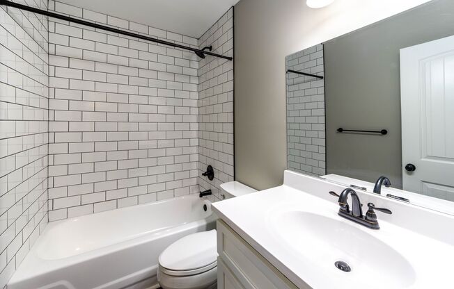 1 bed, 1 bath, 616 sqft, $1,066, Unit H-6