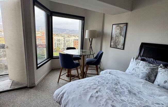 1 bed, 1 bath, $2,400, Unit # 823