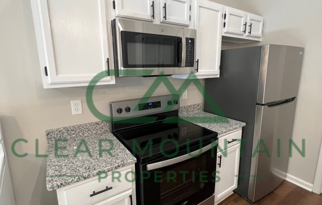 3 beds, 2 baths, 1,300 sqft, $1,750