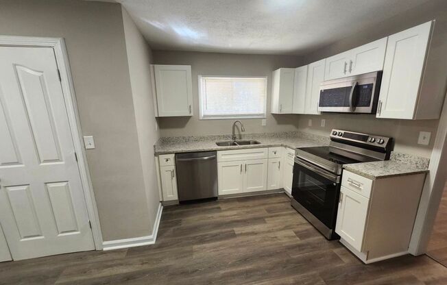Beautifully Renovated 3BR/2BA Ranch Home – Must See!