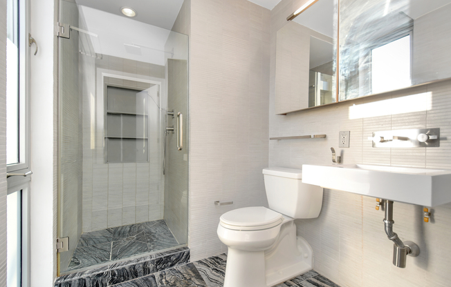 1 bed, 1 bath, $5,500, Unit 129502