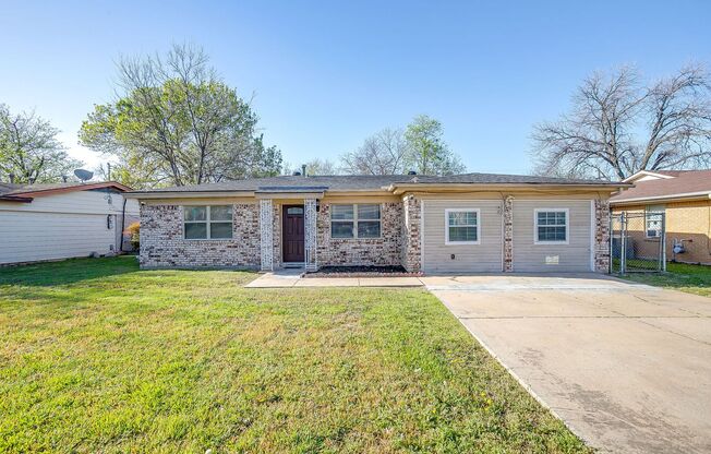 Great 4 Bed, 2 Bath Rental Available for New Tenants- 76134