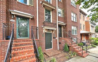 516 N W ST