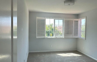 1460 MOCKINGBIRD CT