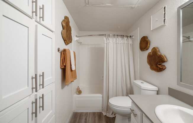 Modern Apartments in Southwest Houston