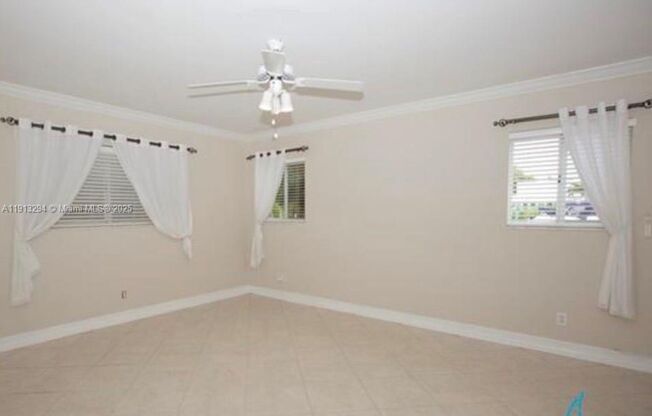 13155 ARCH CREEK TER NORTH MIAMI, FL 33181