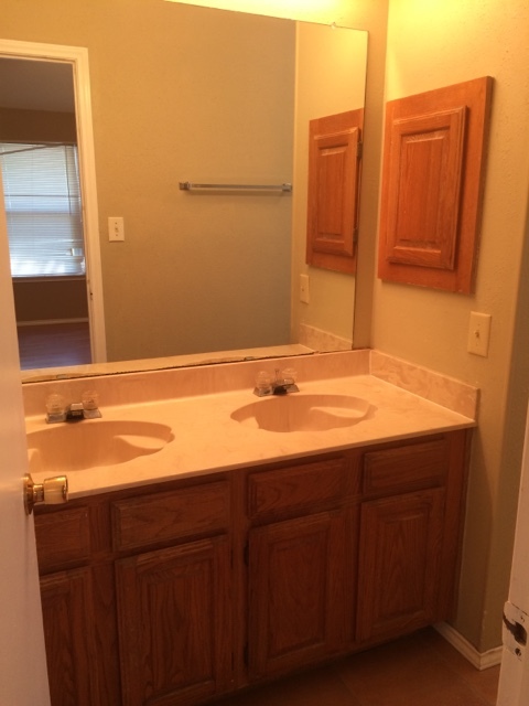 3 beds, 2 baths, $1,795