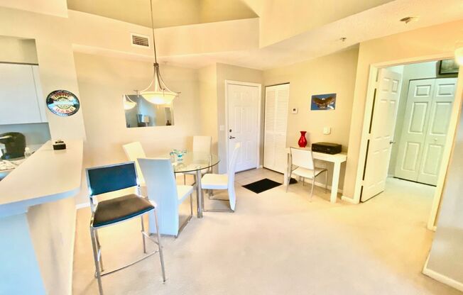 ** RESERVE AT NAPLES **2 BED 2 BATH ** ANNUAL**  CONDO ** NO PETS **