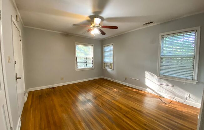 1 bedroom 1 bath near Avalon and Overton Park Ave in Midtown Memphis